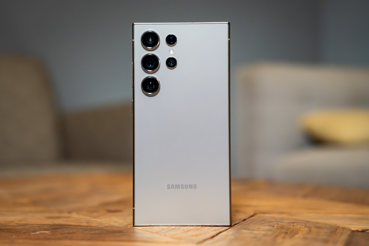 One UI 7 ускорит разблокировку по отпечатку пальца в Samsung Galaxy S24