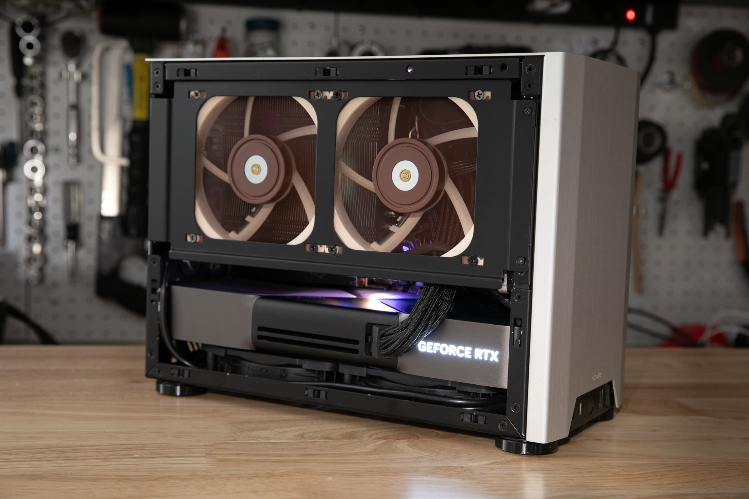 Проблема с GeForce RTX 5090 и RTX 5070 Ti: у некоторых видеокарт меньше блоков ROP, NVIDIA подтверждает брак