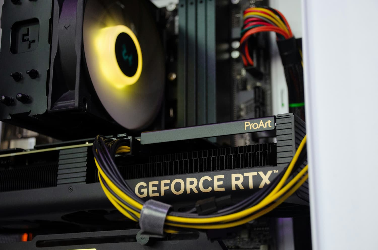 Официальный релиз «Приложения NVIDIA»: Обновление драйверов и настройка видеокарт GeForce
