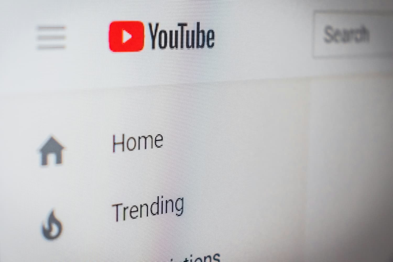 YouTube представил ИИ-инструменты для упрощения создания контента и расширения аудитории
