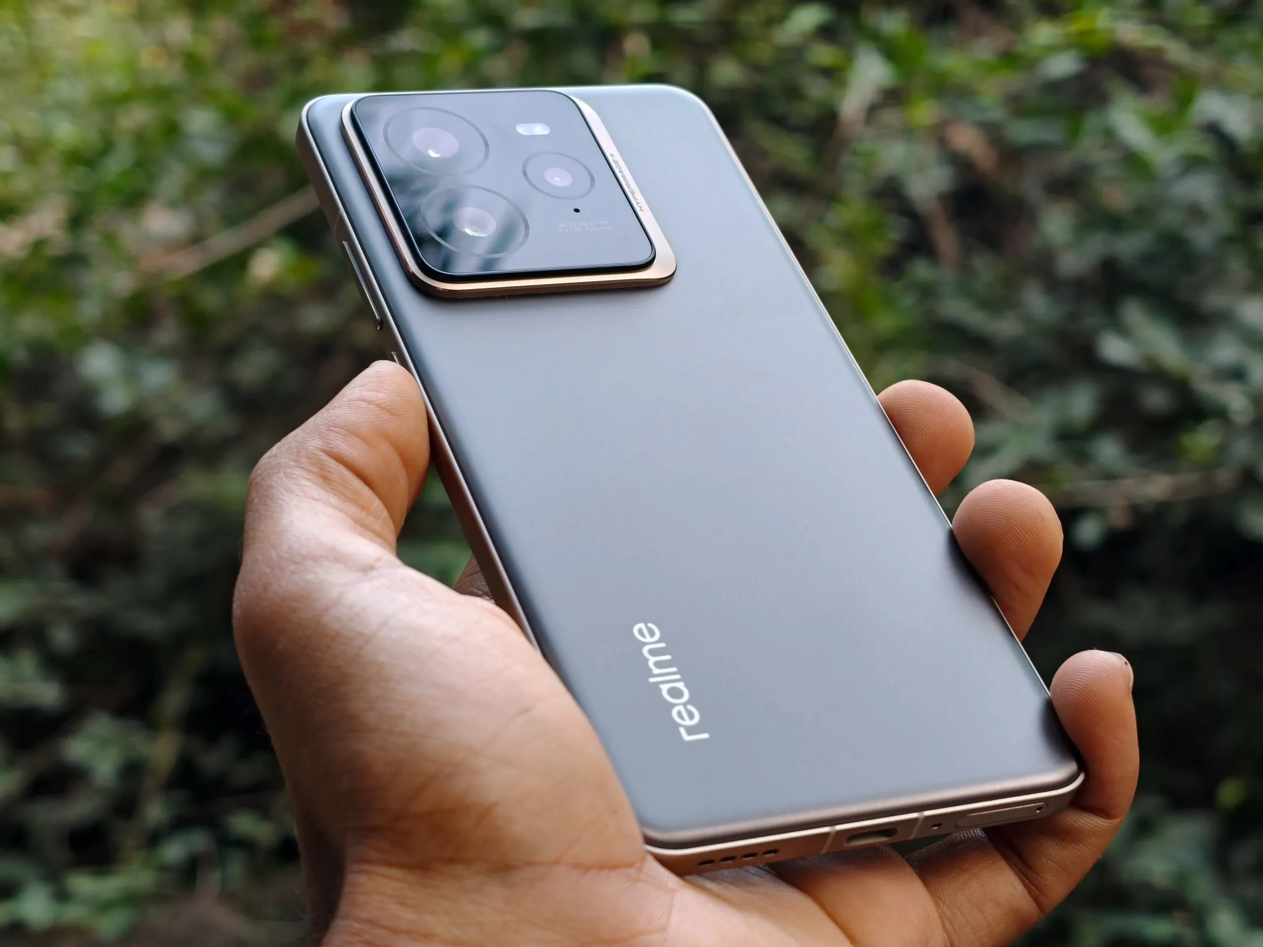 Инсайд: Realme GT 8 и GT 8 Pro - технические характеристики, дисплеи и камеры
