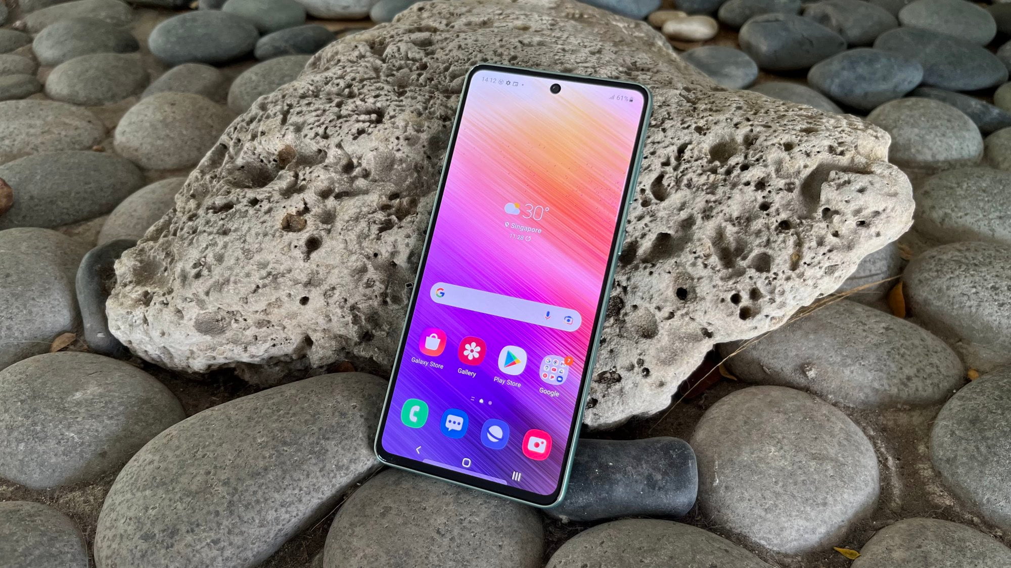 Samsung Galaxy A73 получил последнее крупное обновление Android