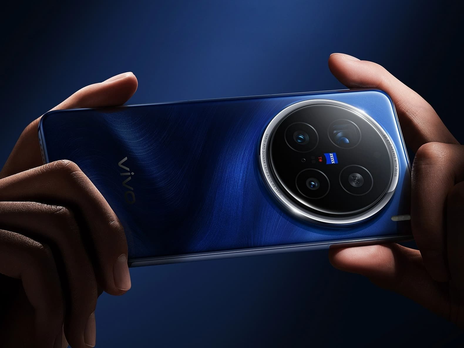 Vivo X300 Ultra выйдет за пределы Китая: модель замечена в IMEI