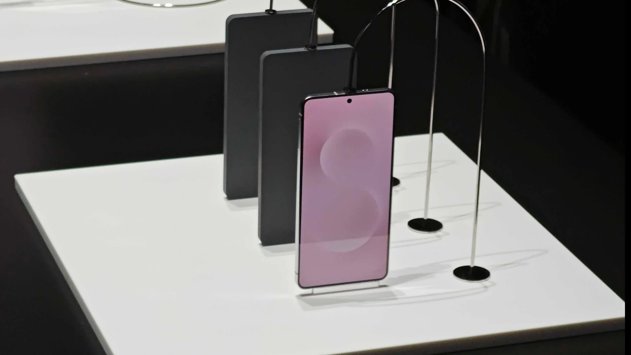Информация о батарее Samsung Galaxy S26 Edge добавляет разочарований