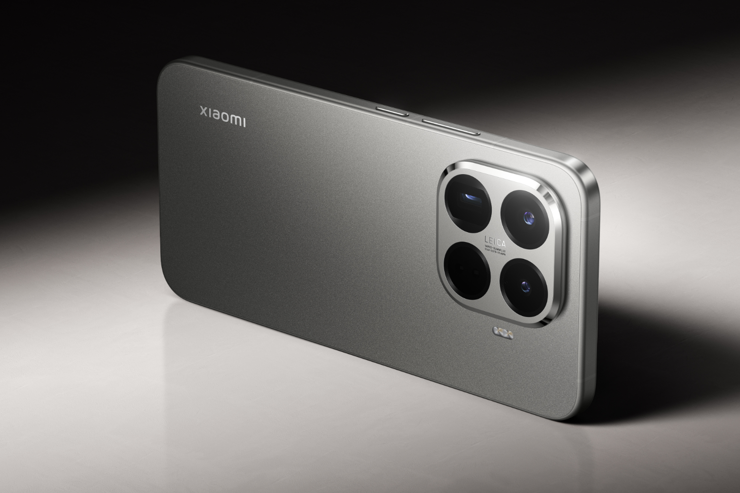 Xiaomi 15T и Xiaomi 15T Pro вышли в России: камеры Leica, HyperOS 3 и оффлайн-связь