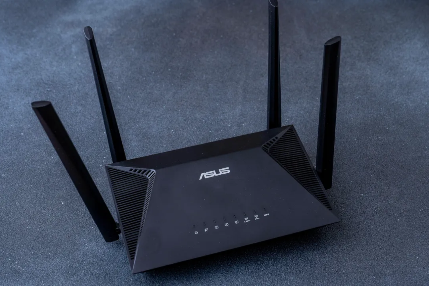 ASUS предупреждает о новой критической уязвимости обхода аутентификации в роутерах с AiCloud
